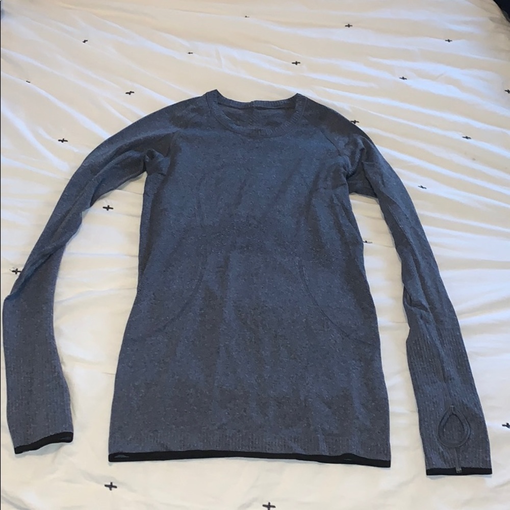 Lululemon long sleeve shirt